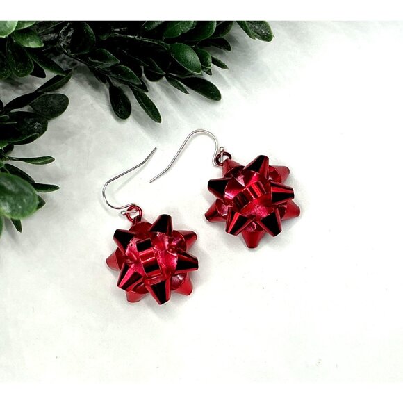 Vintage Red Bow Gift Dangle Earrings - Picture 2 of 5